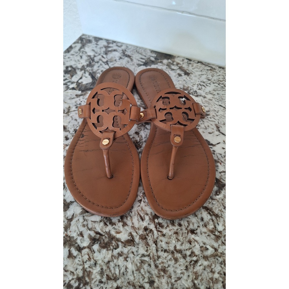 Tory Burch Miller Leather Thong Sandals Tan Brown Gold Logo Flat Shoes